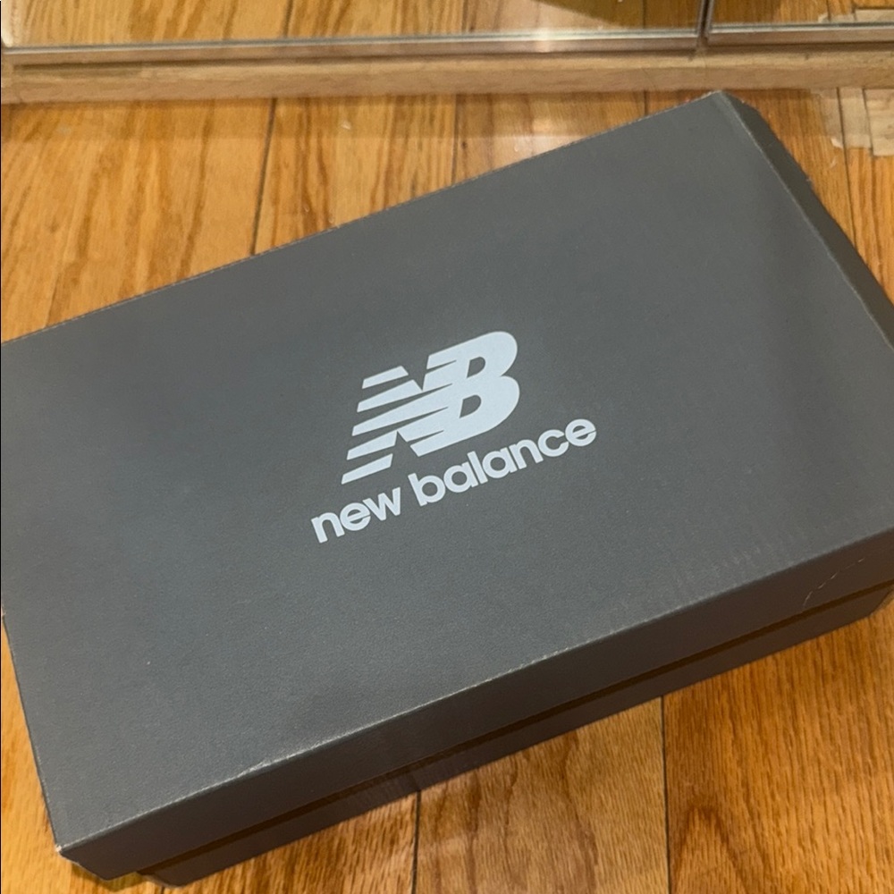 New Balance Shoe Box
